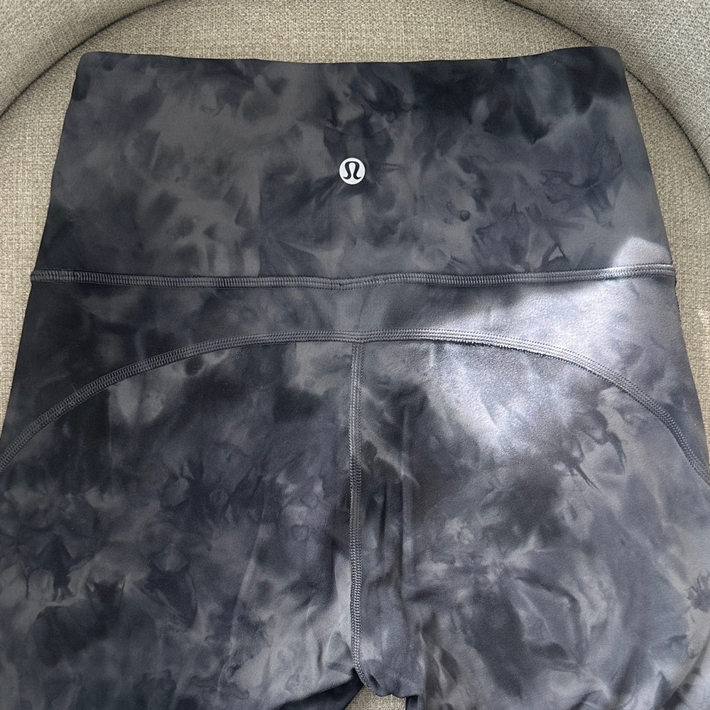 lululemon Women's FLARE regular leggings Tie-Dye Leggings